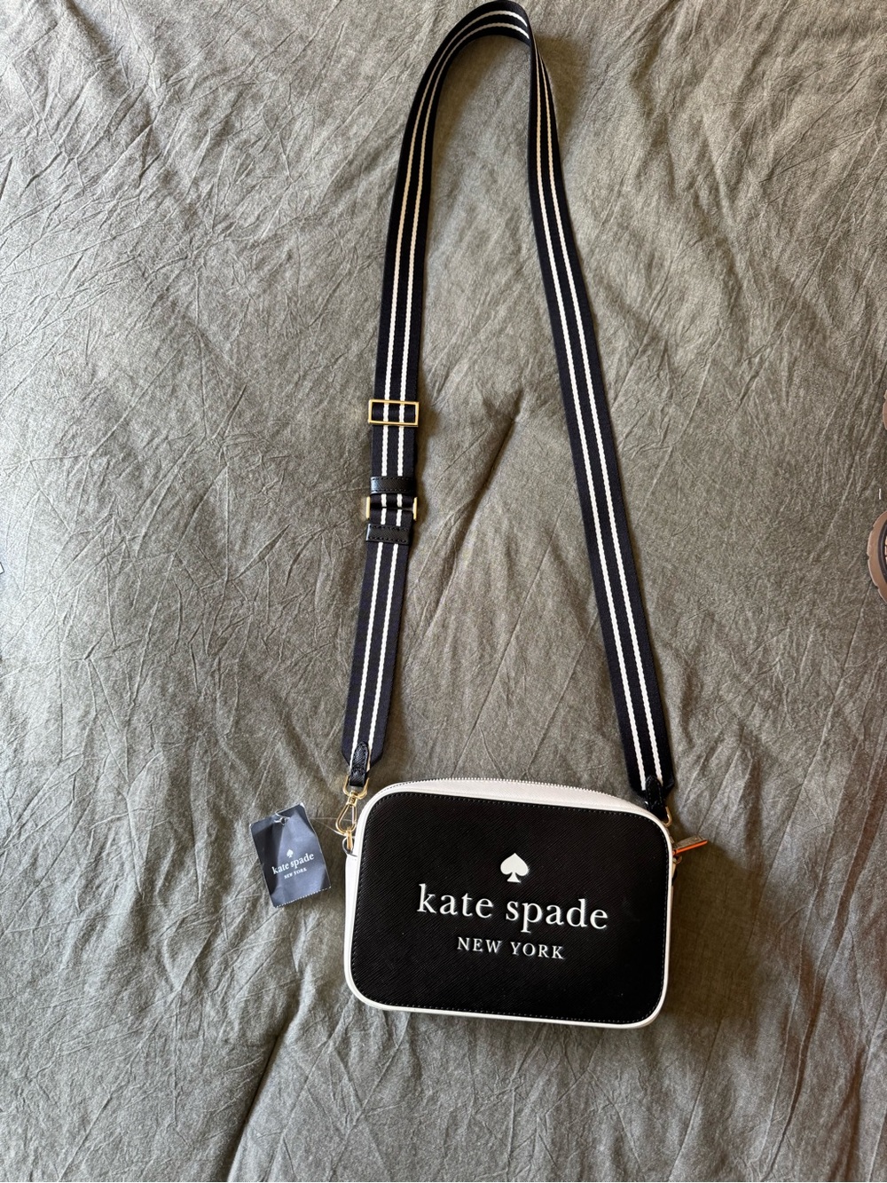 kate spade Black Crossbody Camera Bag with White Trim. New with tags